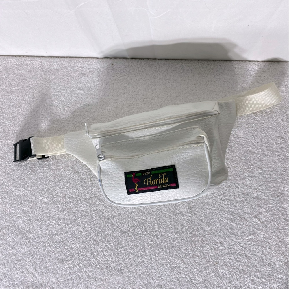 Vintage White Faux Leather Florida Sport Fanny Pack Bum Bag Retro Festival